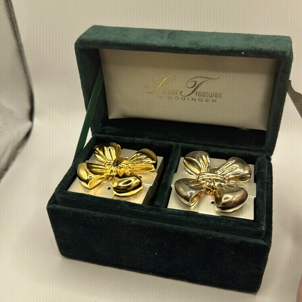 Godinger Silverplate Present Gift Box Salt & Pepper Shakers